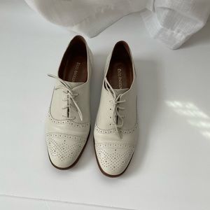 Size 10 detailed loafer with hard bottom